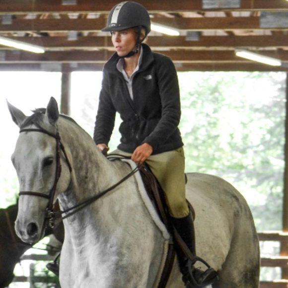 Meet your Posher, Laurie - Picture 2 of 2